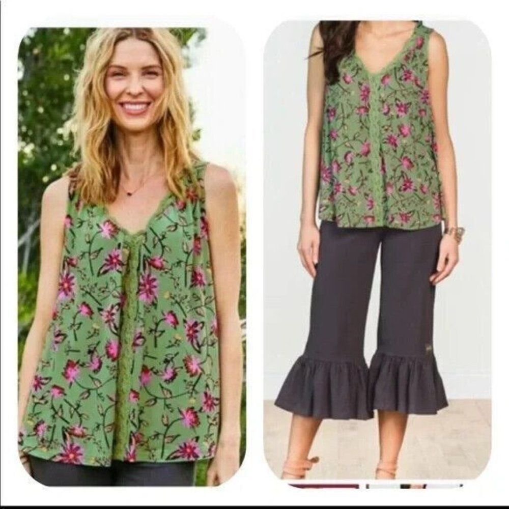 Matilda Jane Women's Weekend Away Sleeveless Tunic Top Size Medium Green Floral